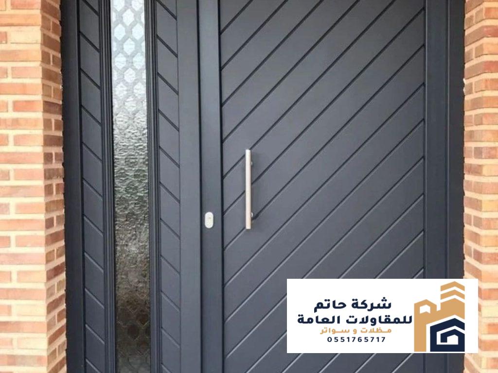 صيانة أبواب خشبية تقليدية وحديثة
