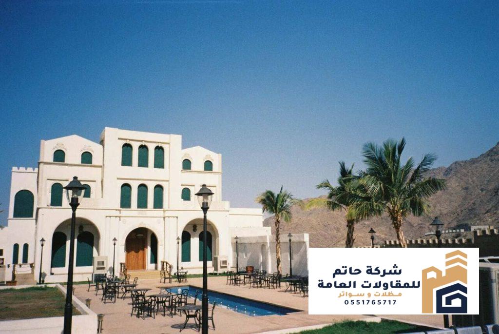 مقاول بناء مجالس